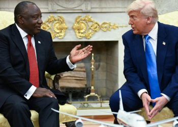 ट्रम्प दक्षिण अफ्रिकी राष्ट्रपति रामाफोसाप्रति आक्रामक