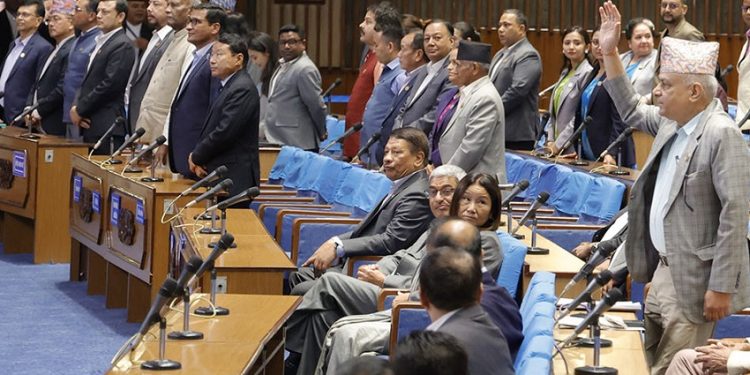 प्रतिनिधिसभा बैठक बस्दै नबसी भाेलि दिउँसाे १ बजेसम्मका लागि स्थगित