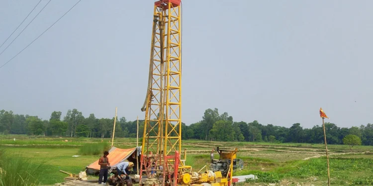 मधेशमा जथाभाबी ‘डीप बोरिङ’ खन्ने सरकारको निर्णय घातक बन्न सक्छ : विज्ञ