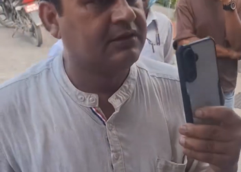 पर्साका जनस्वास्थ्य संयोजक जयमोद ठाकुरद्वारा पत्रकारमाथि दुर्व्यवहारको आरोप