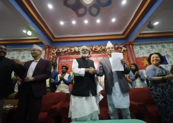 अशोक राई र राजेन्द्र महतोबीच कार्यगत एकताका लागि हस्ताक्षर