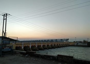 महाकालीमा पानीको बहाव बढ्यो, शारदा ब्यारेजमा चारपाङ्ग्रे गाडी चलाउन रोक