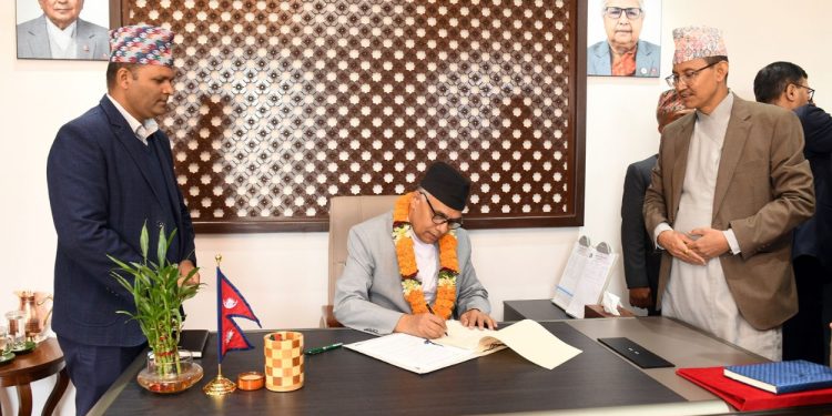 निजामती प्रशासन जति चुस्त भयो, मुलुकको सुशासनको स्तर त्यति नै माथि जान्छ : मुख्यसचिव अर्याल