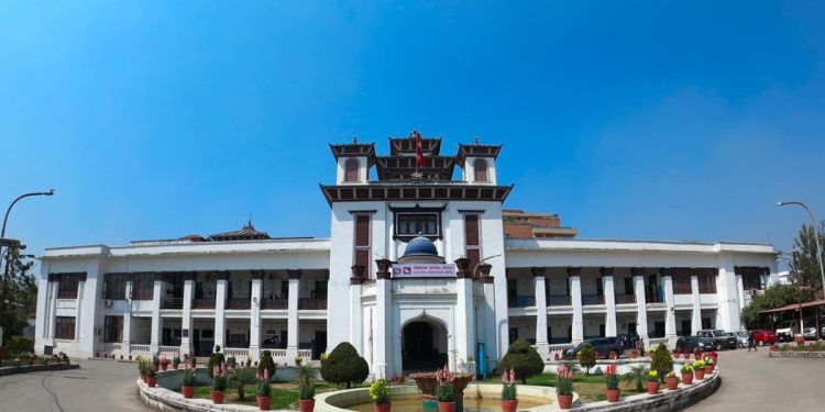 प्रतिनिधिसभा निर्वाचनका लागि तीन दिन सार्वजनिक बिदा