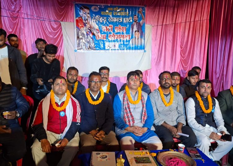 पर्सा-१ को प्रसौनी बिर्तामा रास्वपाको कोणसभा: सयौं स्थानीय पार्टी प्रवेश