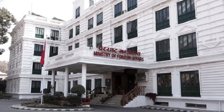 इजरायल र इरानमा रहेका नेपालीलाई उच्च सतर्कता अपनाउन सरकारको आग्रह