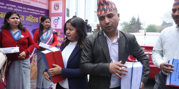 जेन-जी आन्दोलन : प्रतिवेदन बुझाउन प्रधानमन्त्रीको कार्यालयमा पुग्यो जाँचबुझ आयोगको टोली