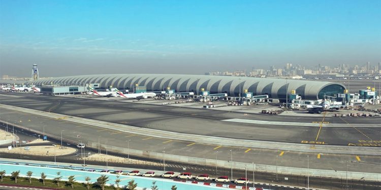 ड्रोन आक्रमणपछि दुबई अन्तर्राष्ट्रिय विमानस्थल अस्थायी रूपमा बन्द