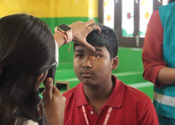 रोयल एकेडेमी, पर्साद्वारा निःशुल्क स्वास्थ्य शिविर सम्पन्न, करिब ५ सयले लिए सेवा