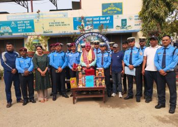 जिल्ला ट्राफिक प्रहरी कार्यालय पर्साका वरिष्ठ नायब निरीक्षक गुणनिधि खकुरेलको बिदाई
