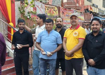 गहवा माई मन्दिरमा महाआरतीको दोस्रो दिन: भक्तजनलाई प्रसाद वितरण, श्रद्धालुहरूको उल्लेख्य सहभागिता