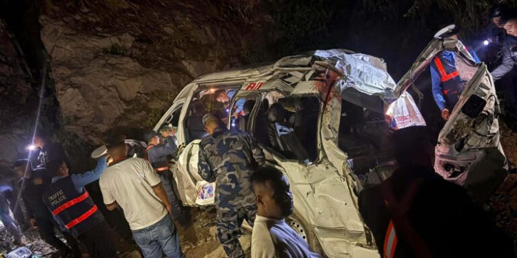 गोरखामा माइक्रोबस दुर्घटना: सात भारतीय तीर्थयात्रीको मृत्यु, घाइते सबैको पहिचान खुल्यो