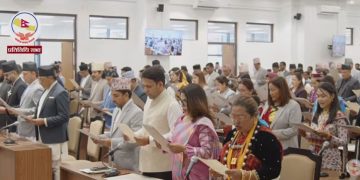 नवनिर्वाचित २७४ जना सांसदले लिए शपथ