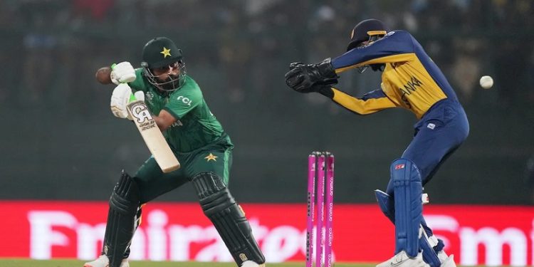 श्रीलङ्कामाथि जित पनि पाकिस्तानलाई सेमिफाइनलमा पुग्न पर्याप्त भएन