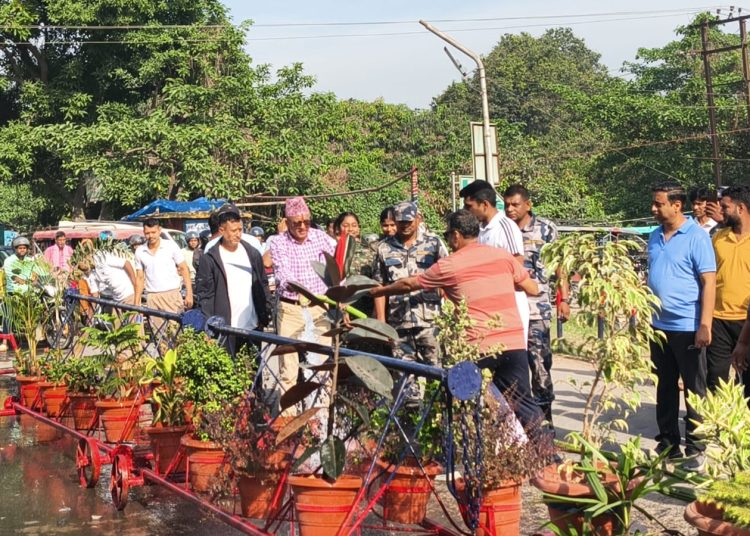 बिरगंज स्थित मितेरी पुल क्षेत्रमा वृक्षरोपण तथा सरसफाइ कार्यक्रम भब्यरुपमा सम्पन्न