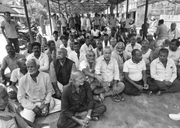 कार्यालय सार्ने निर्णयविरुद्ध हनुमाननगर कङ्कालिनीमा तालाबन्दी