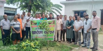 शैक्षिक सहिद मुकुन्द प्रसाद खनाल स्मृति प्रतिष्ठानद्वारा बिरगंज १६ मा वृक्षारोपण ।