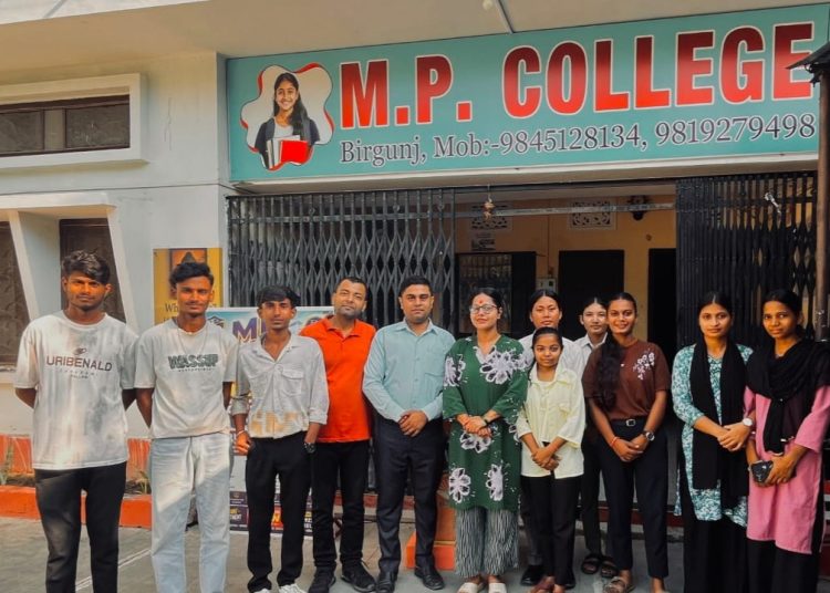 मोडर्न पब्लिक कलेजमा दशैं शुभकामना आदानप्रदान तथा स्पिच प्रेजेन्टेसन कार्यक्रम सम्पन्न